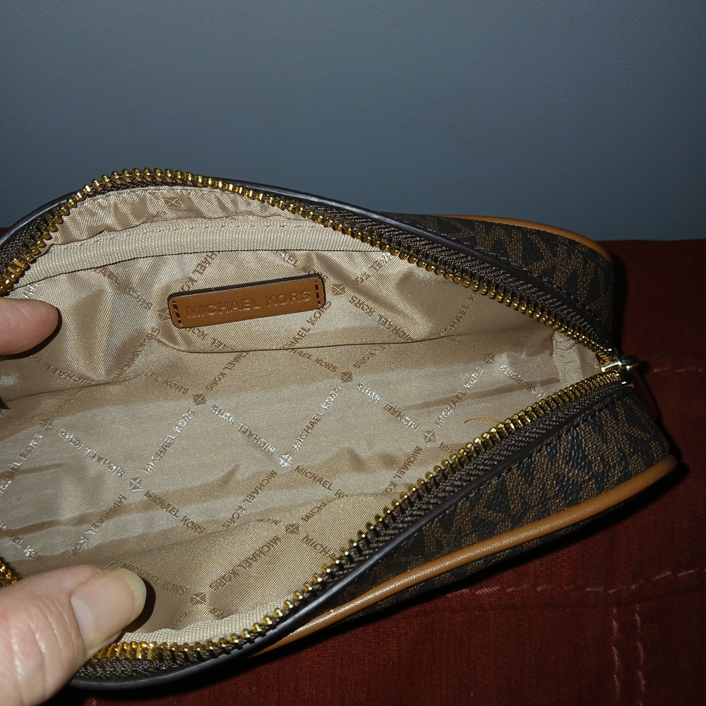 Michael Kors Monogram Brown Cosmetic Case - Picture 2 of 2